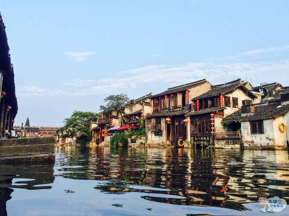 相扑选手大跳跃